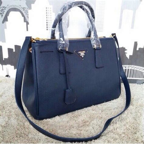 tas prada original harga